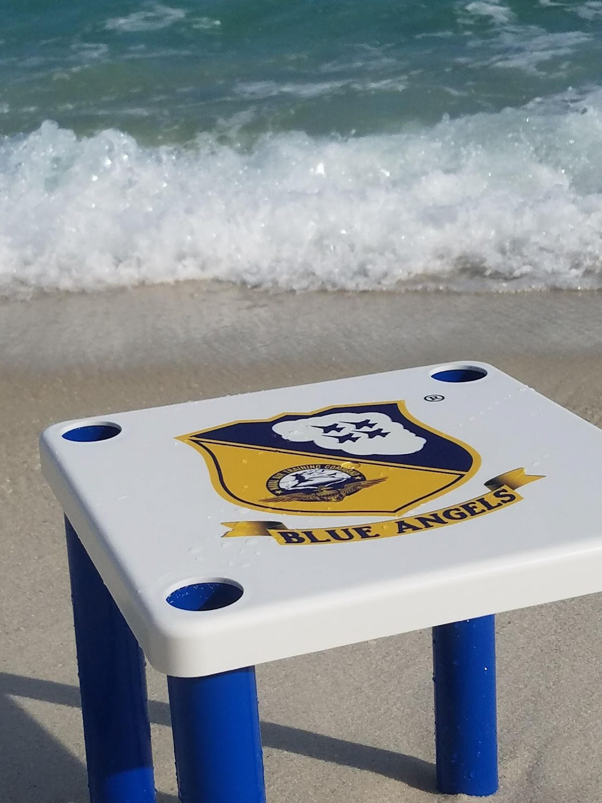portable beach tables